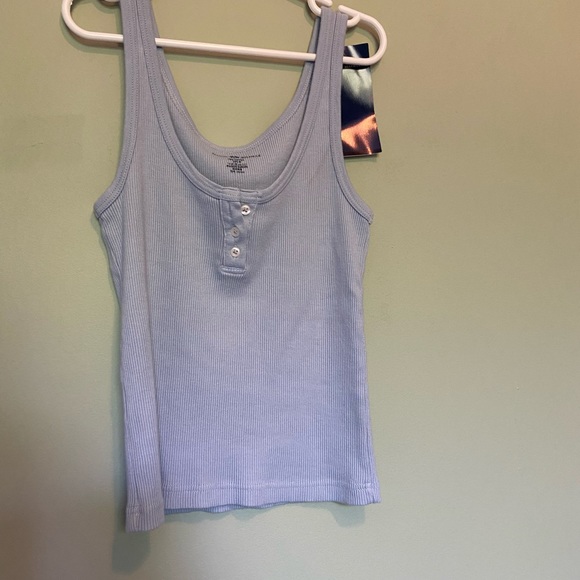 Brandy Melville top new with tag - Picture 2 of 4